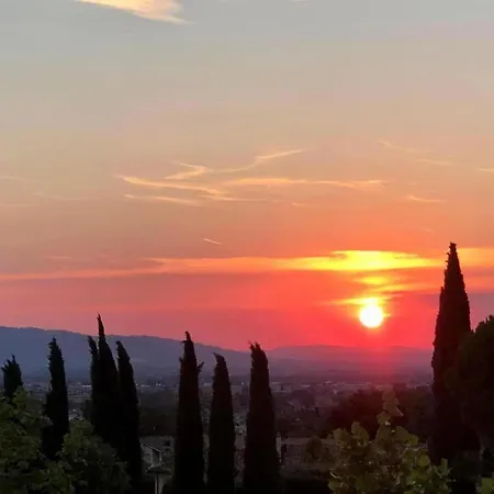 Appartement Cosy In With Private Terrace Mantignana